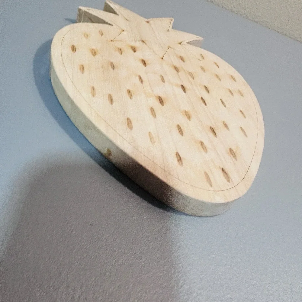Wooden Strawberry Cutting Board Trivet Hot Pad Fruit Theme Kitchen Gift New